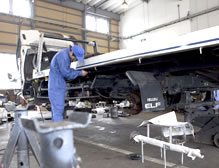 自動車 車検・点検・整備 写真１